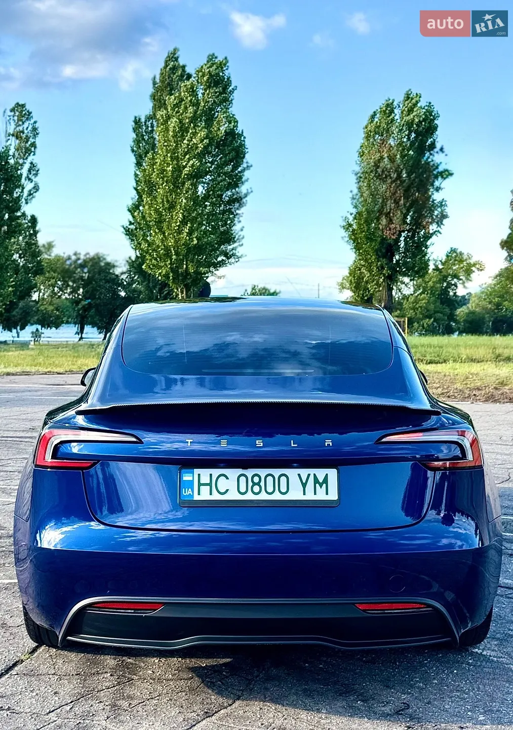 2025 Tesla Model 3 - мініатюра 9