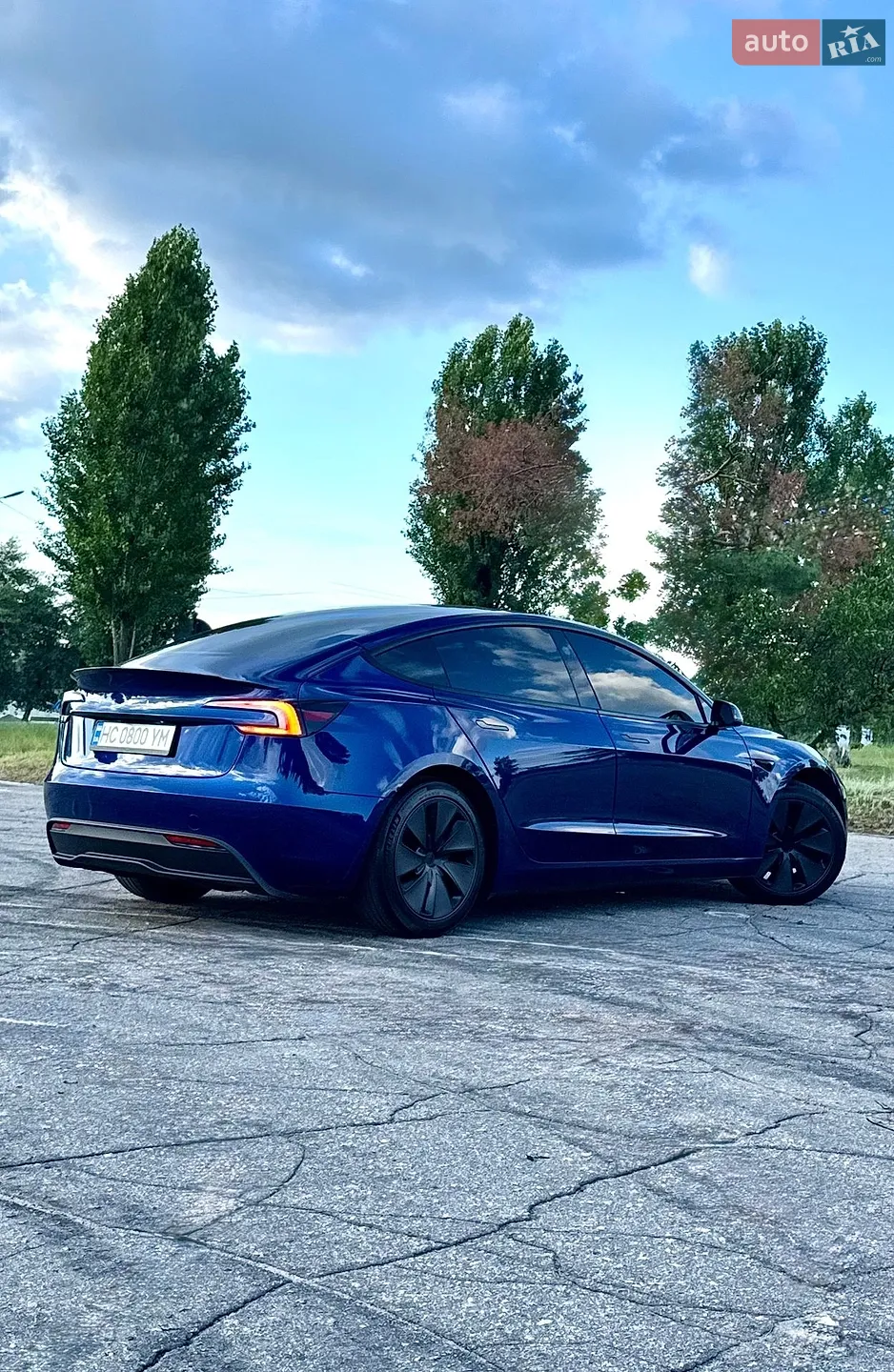 2025 Tesla Model 3 - мініатюра 13
