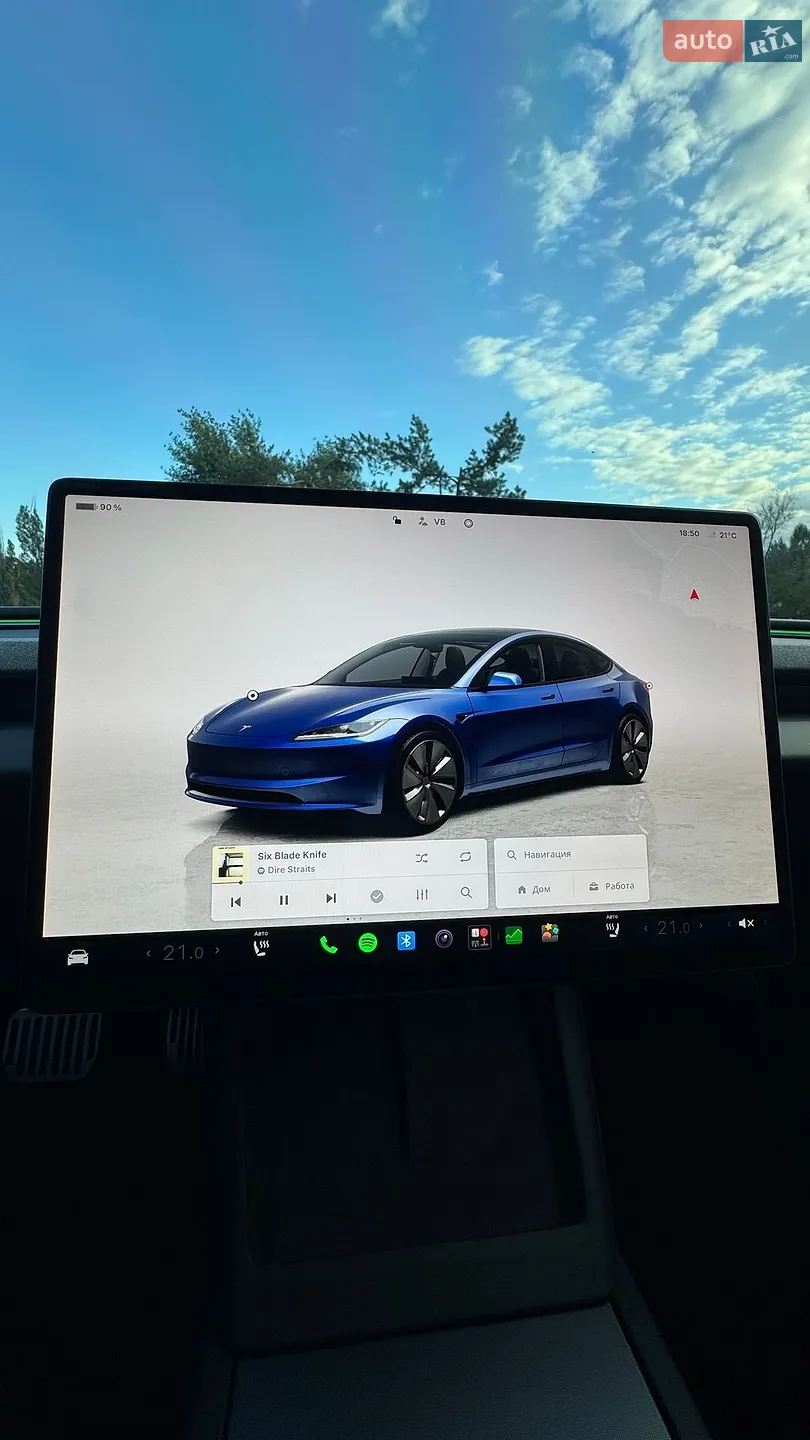 2025 Tesla Model 3 - мініатюра 24