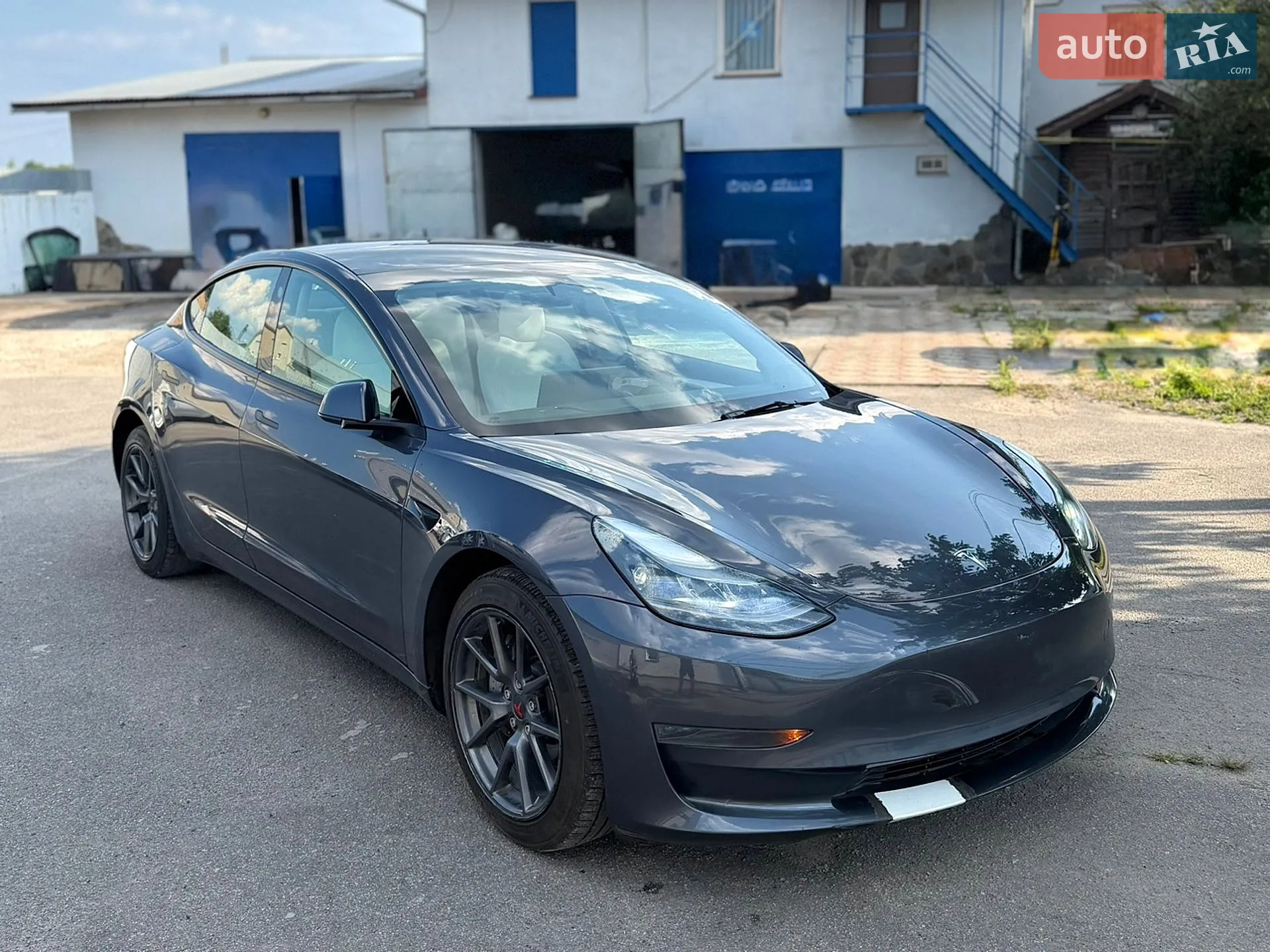 2023 Tesla Model 3 - фото 1