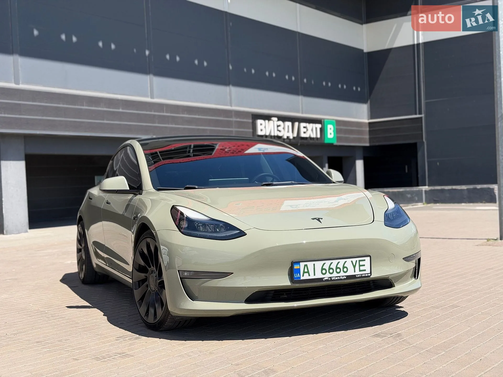 2022 Tesla Model 3 - мініатюра 26