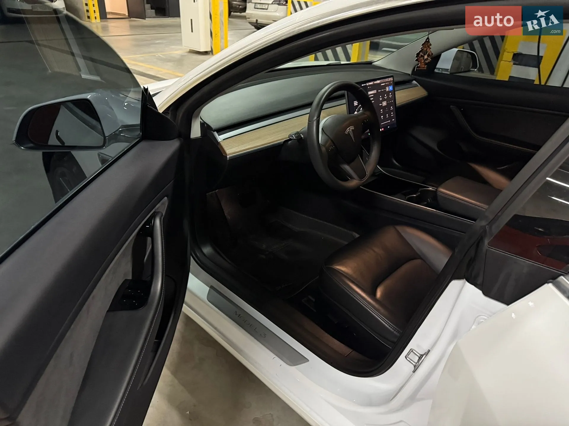 2019 Tesla Model 3 - мініатюра 4