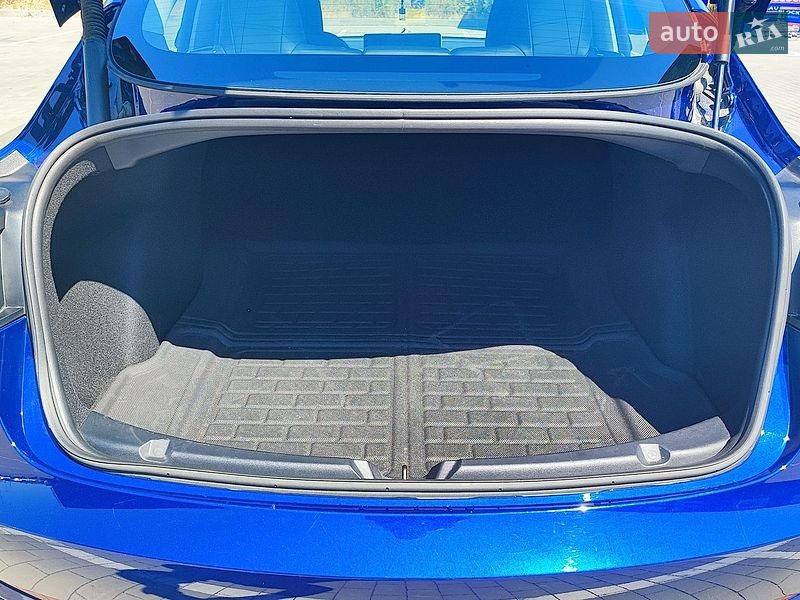 Седан Tesla Model 3 2023 в Виннице фото 20 Седан Tesla Model 3 2023 в Виннице