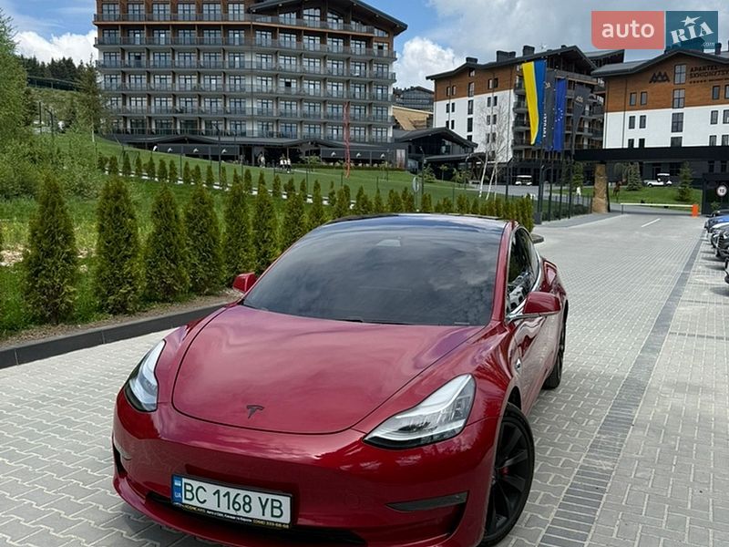 Tesla Model 3 2018