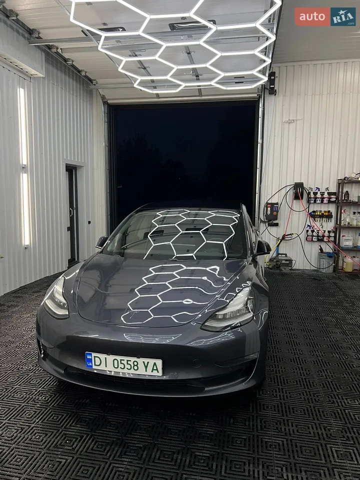 2018 Tesla Model 3 - мініатюра 16