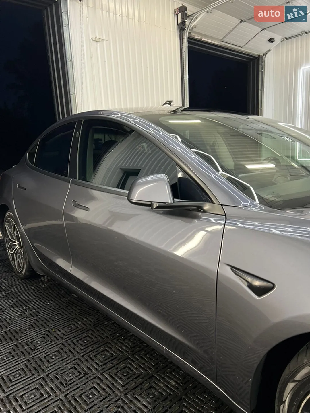 2018 Tesla Model 3 - мініатюра 5