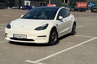 Седан Tesla Model 3 2022 в Києві