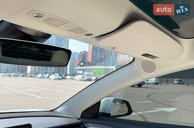 Седан Tesla Model 3 2022 в Києві