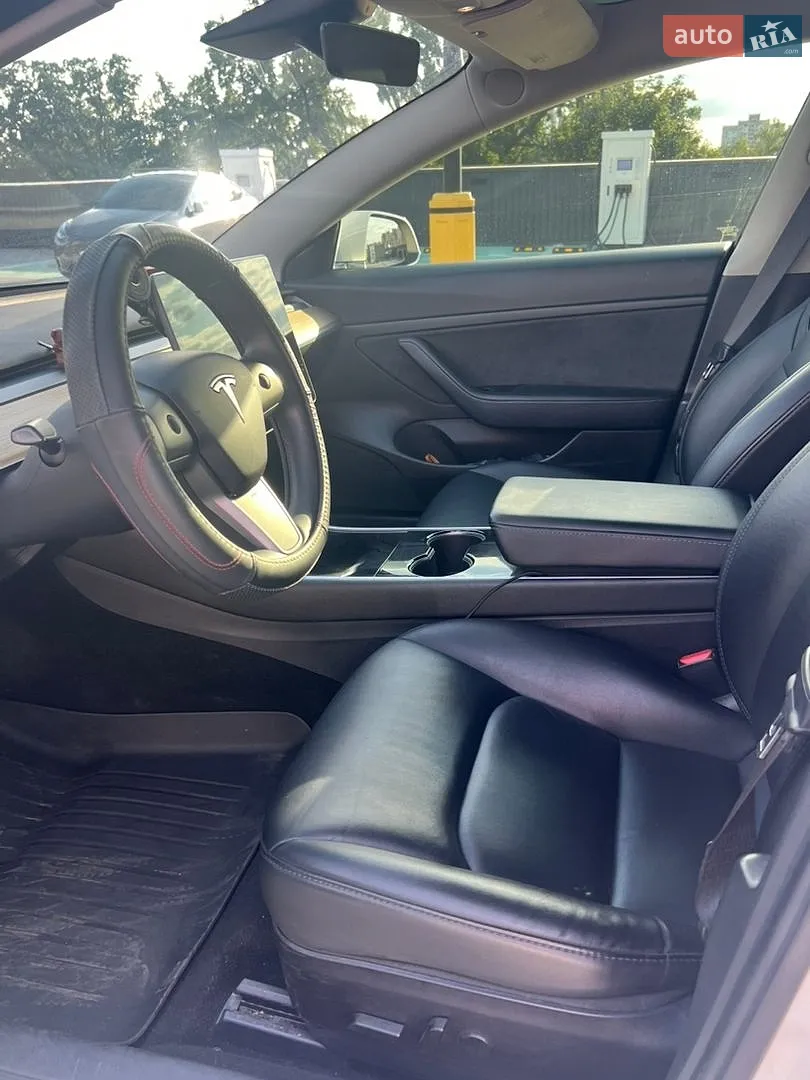2020 Tesla Model 3 - мініатюра 8