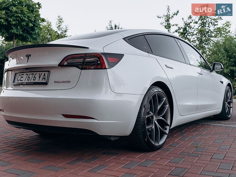 Седан Tesla Model 3 2023 в Киеве фото 7 Седан Tesla Model 3 2023 в Киеве