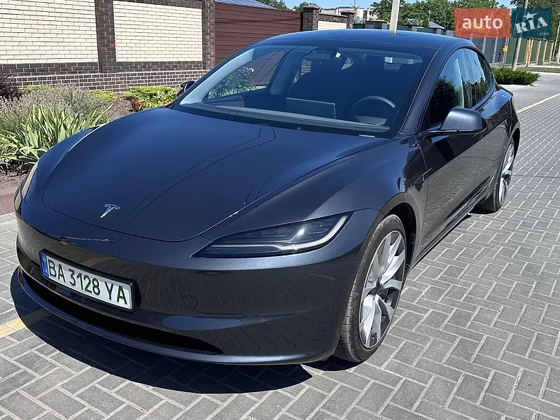 Tesla Model 3