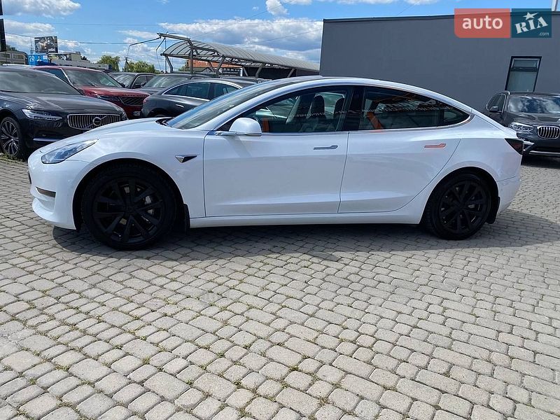 Седан Tesla Model 3 2018 в Львове фото 4 Седан Tesla Model 3 2018 в Львове