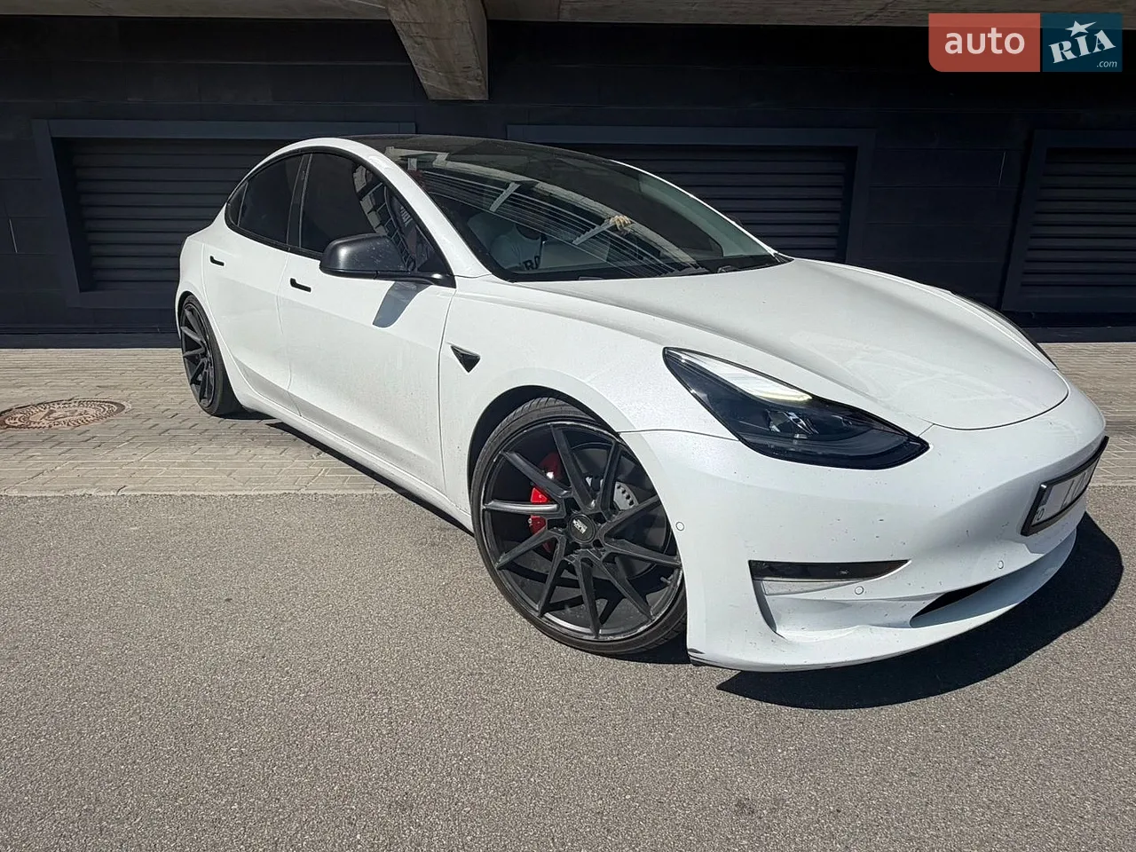 2025 Tesla Model 3 - мініатюра 13