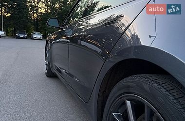 Седан Tesla Model 3 2021 в Виннице