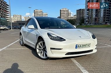 Седан Tesla Model 3 2020 в Киеве фото 2 Седан Tesla Model 3 2020 в Киеве