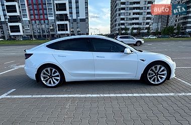 Седан Tesla Model 3 2020 в Киеве фото 9 Седан Tesla Model 3 2020 в Киеве