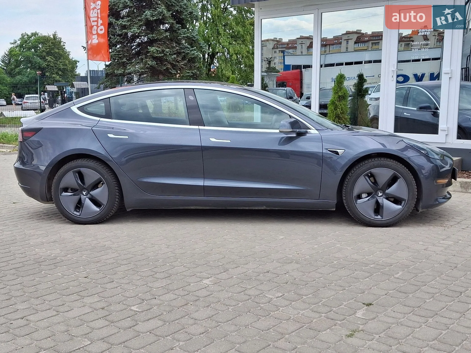 2018 Tesla Model 3 - мініатюра 4