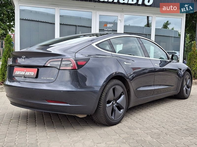 Седан Tesla Model 3 2018 в Львові фото 5 Седан Tesla Model 3 2018 в Львові