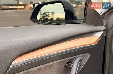 Седан Tesla Model 3 2022 в Кривому Розі