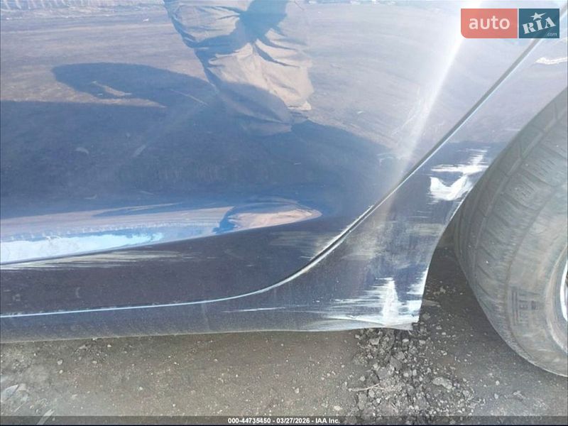 Седан Tesla Model 3 2025 в Києві