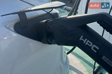 Седан Tesla Model 3 2020 в Киеве