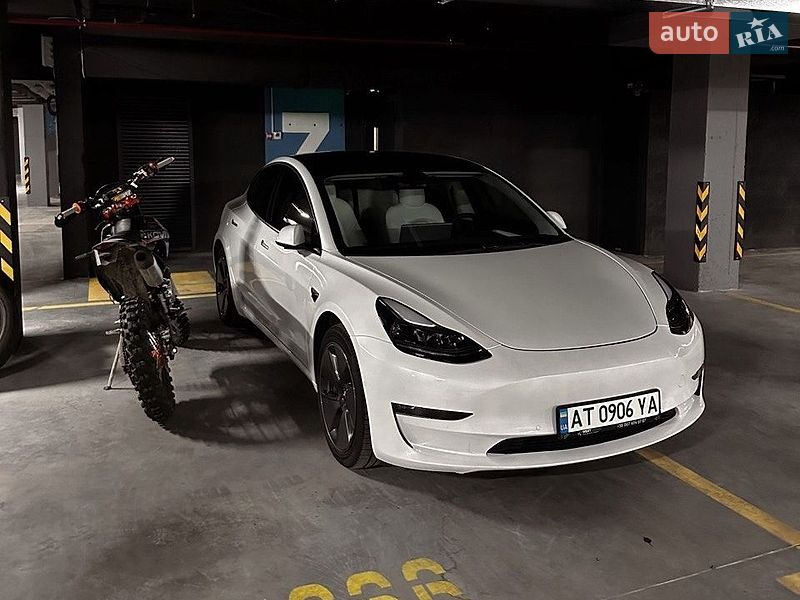 Седан Tesla Model 3 2022 в Івано-Франківську фото Седан Tesla Model 3 2022 в Івано-Франківську