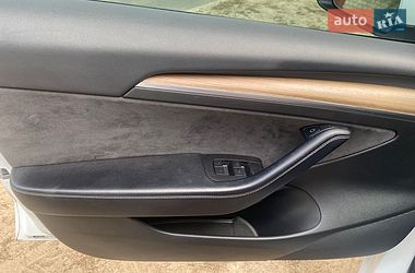 Седан Tesla Model 3 2021 в Чернигове фото 28 Седан Tesla Model 3 2021 в Чернигове