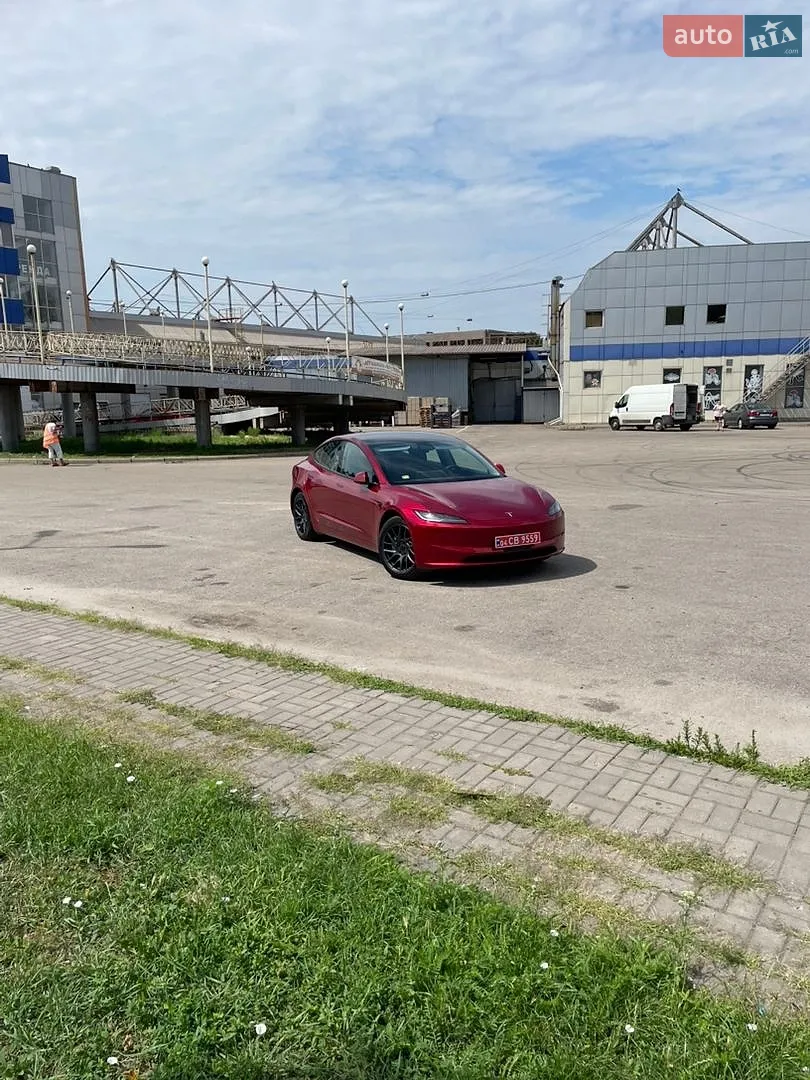 2025 Tesla Model 3 - мініатюра 14