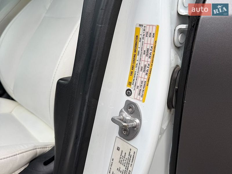 Седан Tesla Model 3 2020 в Днепре фото 20 Седан Tesla Model 3 2020 в Днепре