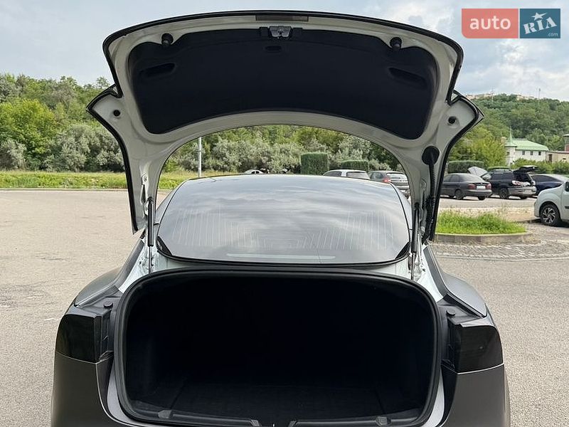 Седан Tesla Model 3 2020 в Днепре фото 34 Седан Tesla Model 3 2020 в Днепре