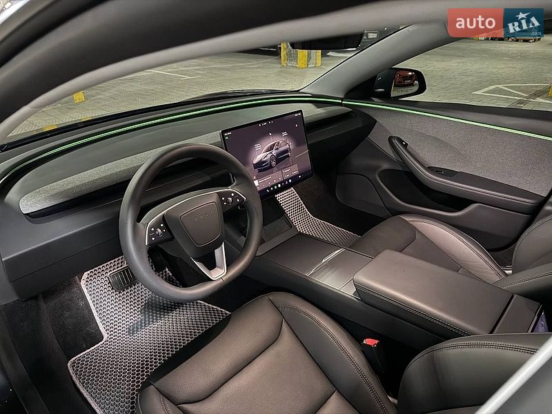 Седан Tesla Model 3 2025 в Винниках фото 5 Седан Tesla Model 3 2025 в Винниках