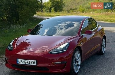 Седан Tesla Model 3 2018 в Пирятине