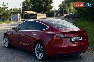 Седан Tesla Model 3 2018 в Пирятине