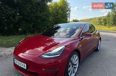 Седан Tesla Model 3 2018 в Пирятине