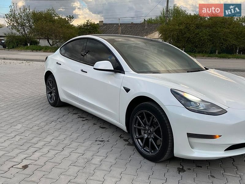 Седан Tesla Model 3 2021 в Каменец-Подольском