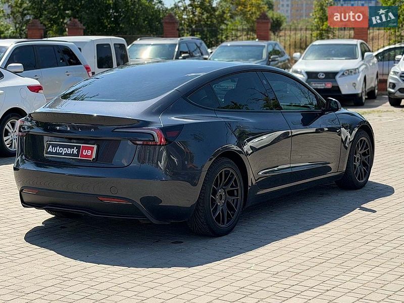 Седан Tesla Model 3 2024 в Харкові фото 5 Седан Tesla Model 3 2024 в Харкові