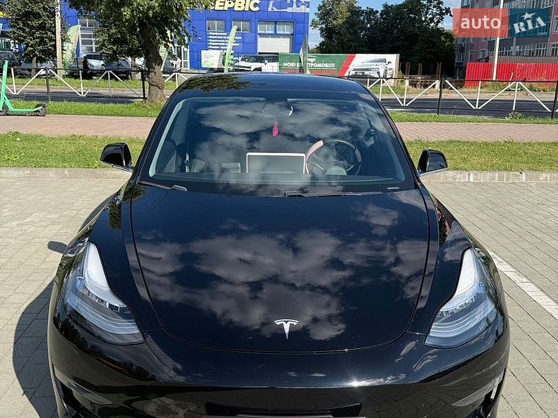 Tesla Model 3 2019 Tesla Model 3 2019
