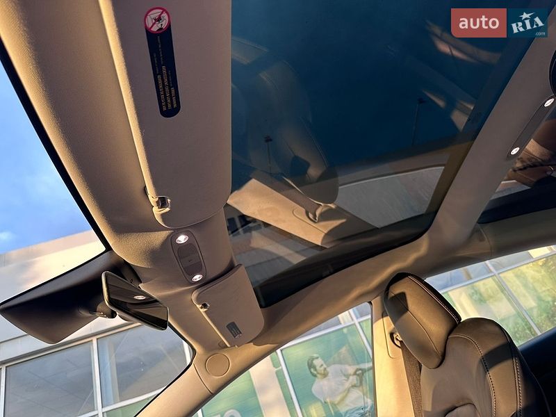 Седан Tesla Model 3 2019 в Белой Церкви