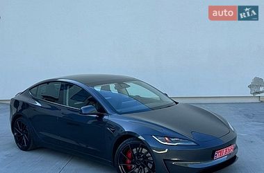 Седан Tesla Model 3 2024 в Луцке