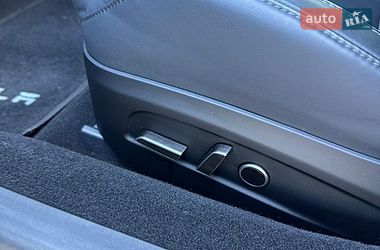 Седан Tesla Model 3 2024 в Луцке
