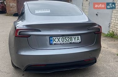 Седан Tesla Model 3 2025 в Львові