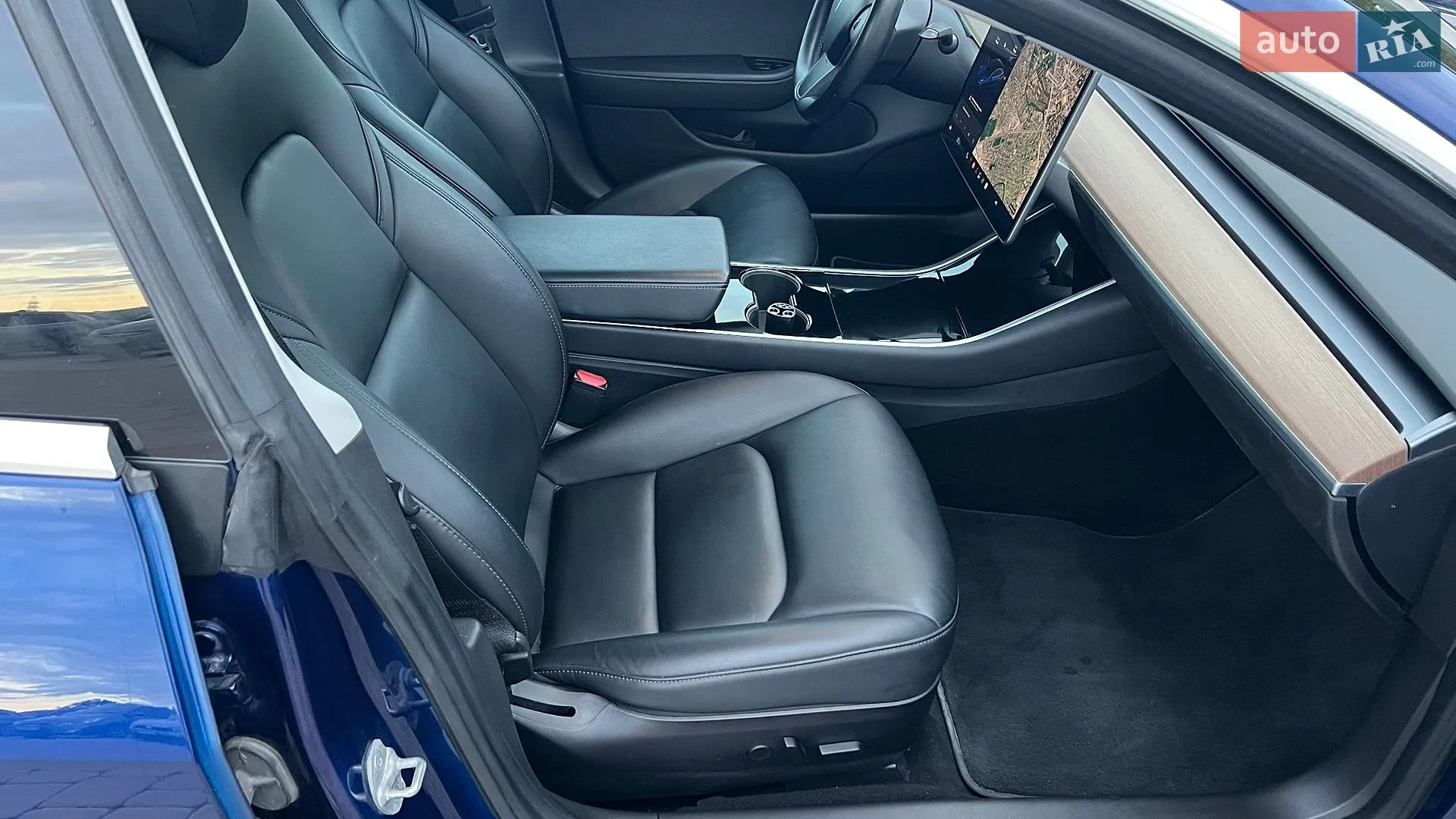 2018 Tesla Model 3 - мініатюра 11