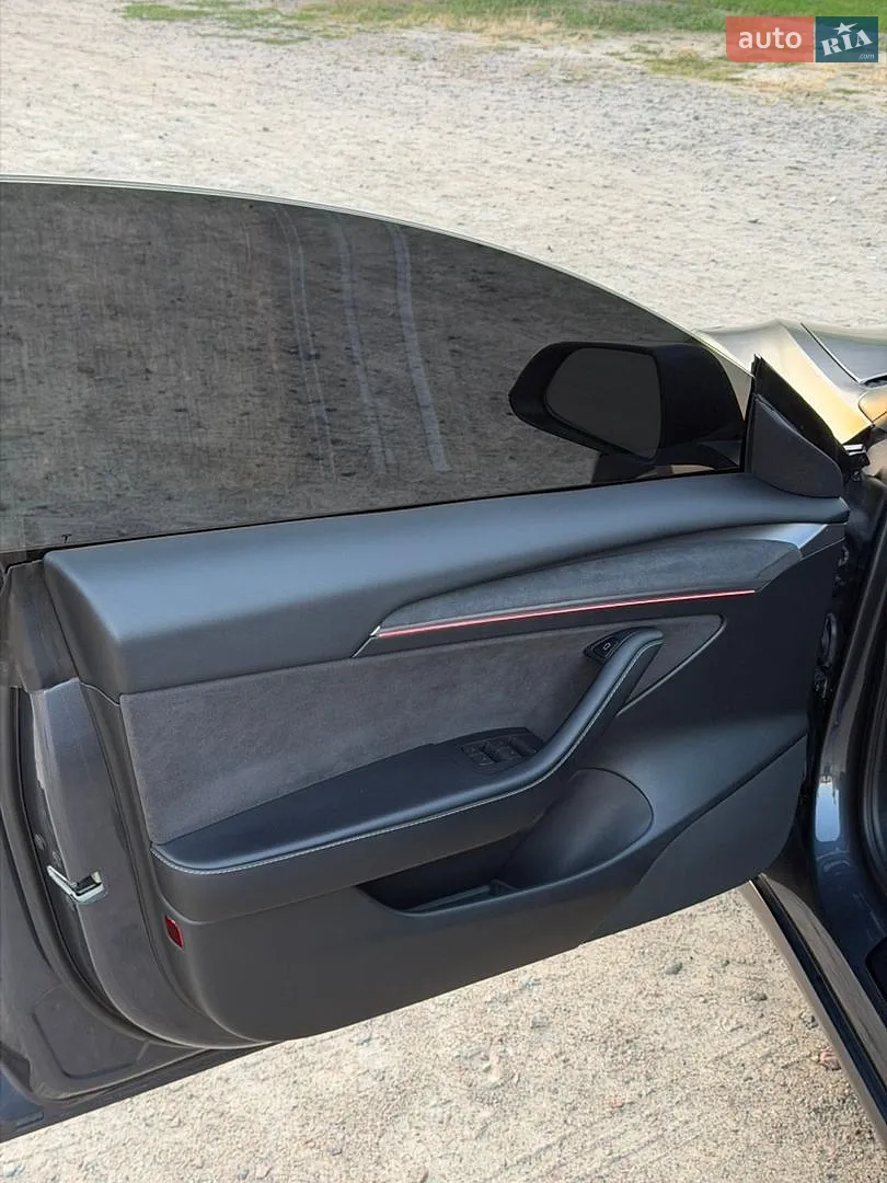 2022 Tesla Model 3 - мініатюра 16