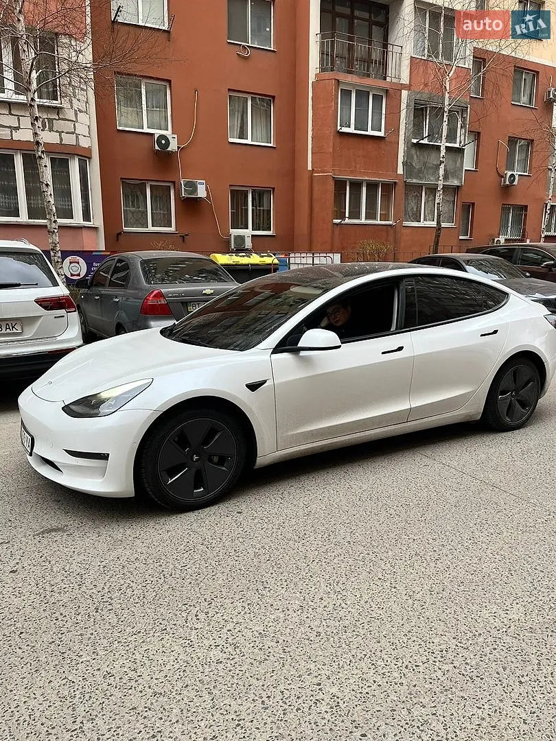 2022 Tesla Model 3 - мініатюра 4
