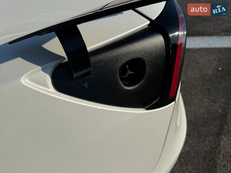 Седан Tesla Model 3 2021 в Львове фото 12 Седан Tesla Model 3 2021 в Львове