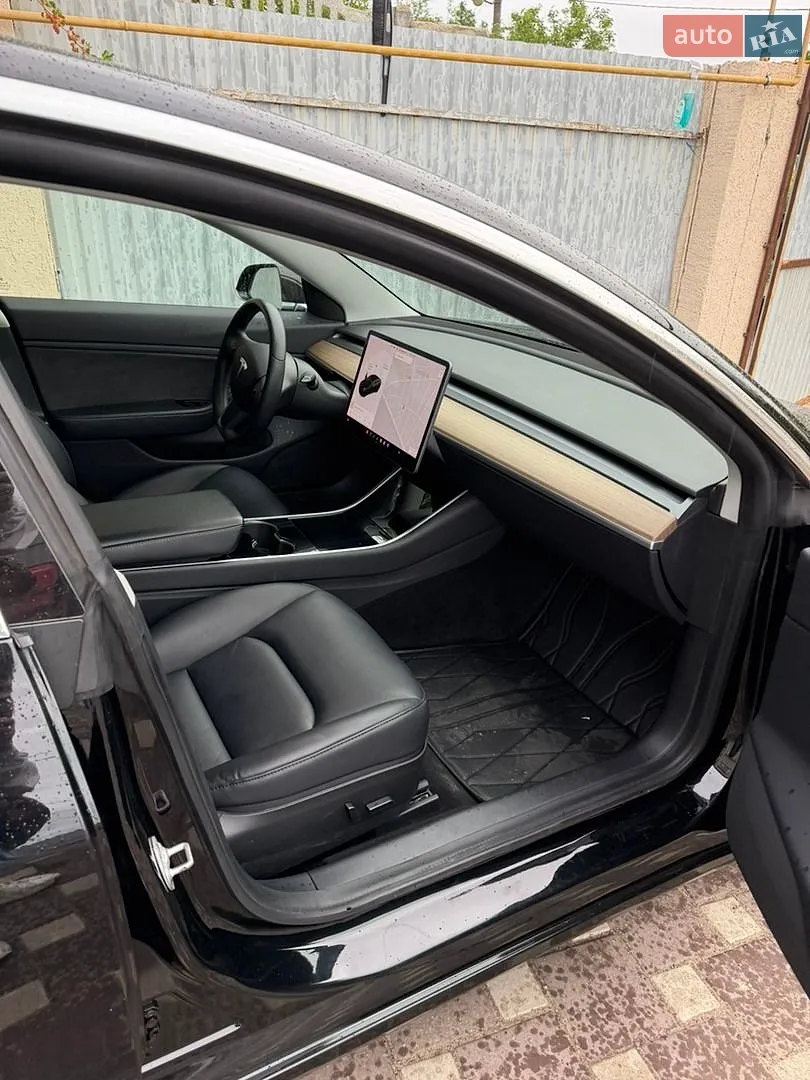 2020 Tesla Model 3 - мініатюра 4