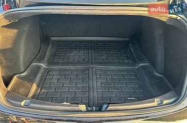 Седан Tesla Model 3 2019 в Львові
