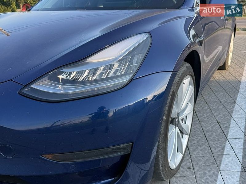 Седан Tesla Model 3 2020 в Львові фото 10 Седан Tesla Model 3 2020 в Львові
