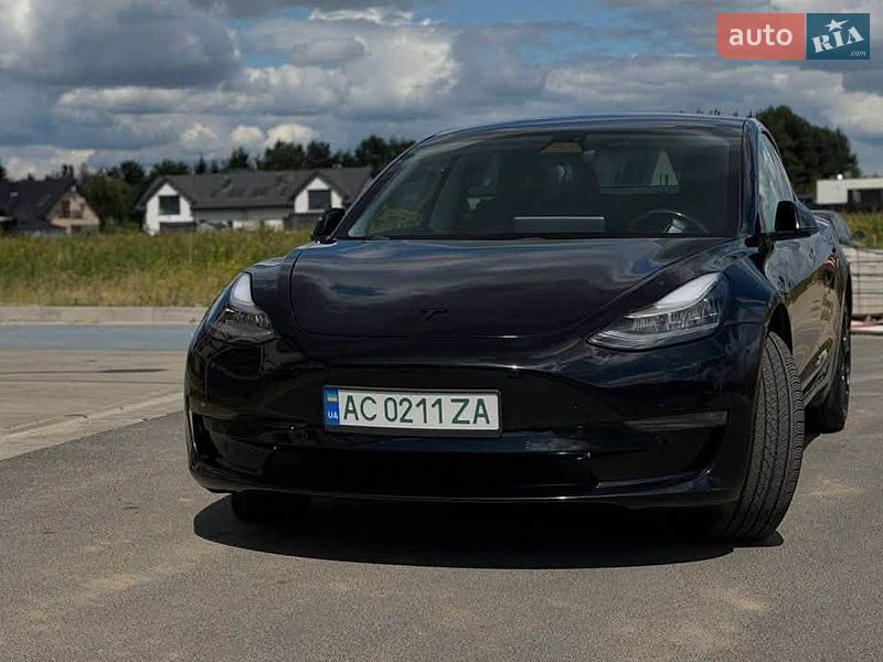 Tesla Model 3 2018