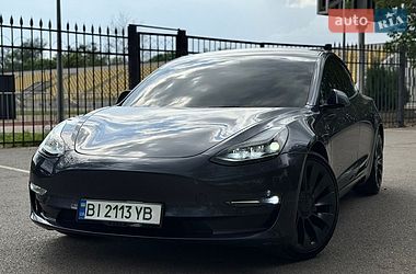 Седан Tesla Model 3 2022 в Кривому Розі